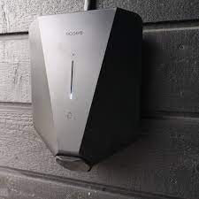 Liten. Smart. Full av kraft. Upp till 22kw laddningskapacitet (32A)